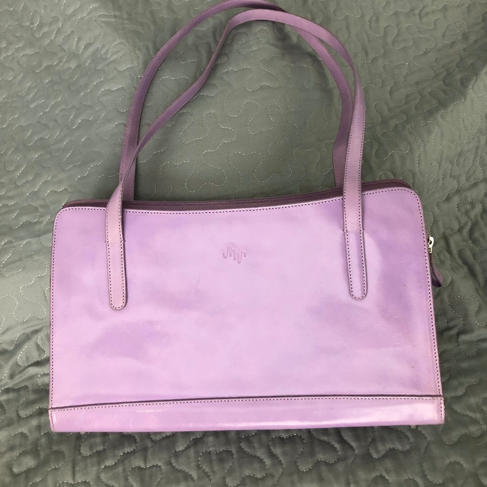 Monsac Original lavender leather purse